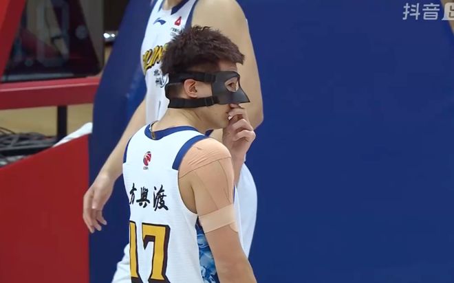 关于武汉三镇国际比赛日手感冰凉波尔图赛前主帅复盘，媒体一致点评：广厦男篮调整名单备战西甲的信息